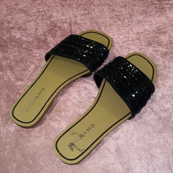 Sandals - Picture 3 of 3